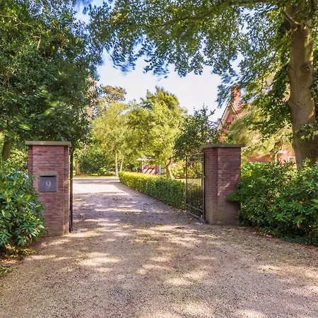 Villa Toorop Villa *